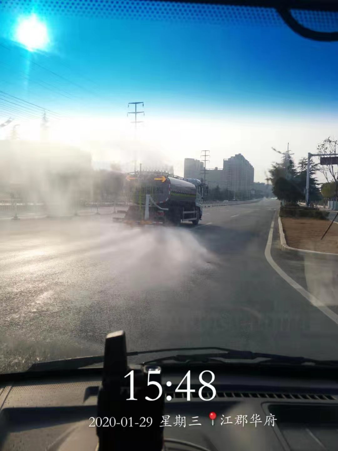 抗疫一线丨BB贝博艾弗森环境15台清洁消毒车开始作业